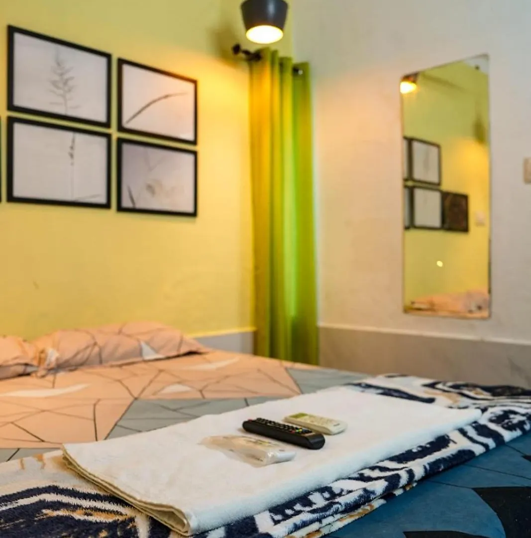 Homestay Jtr Residency Apartment Kochi